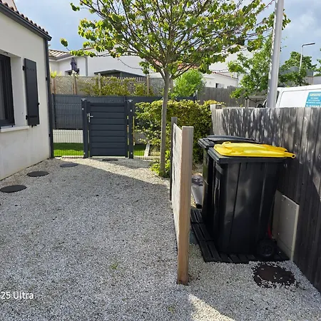 Maison Familiale En Bord De Avec Jacuzzi