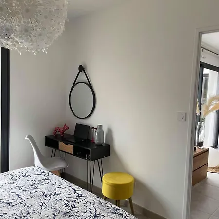 Holiday home Maison Familiale En Bord De Avec Jacuzzi Vaux-sur-Mer